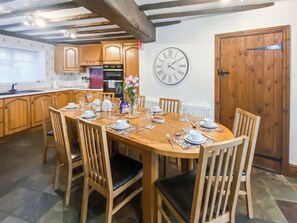 تناول الطعام