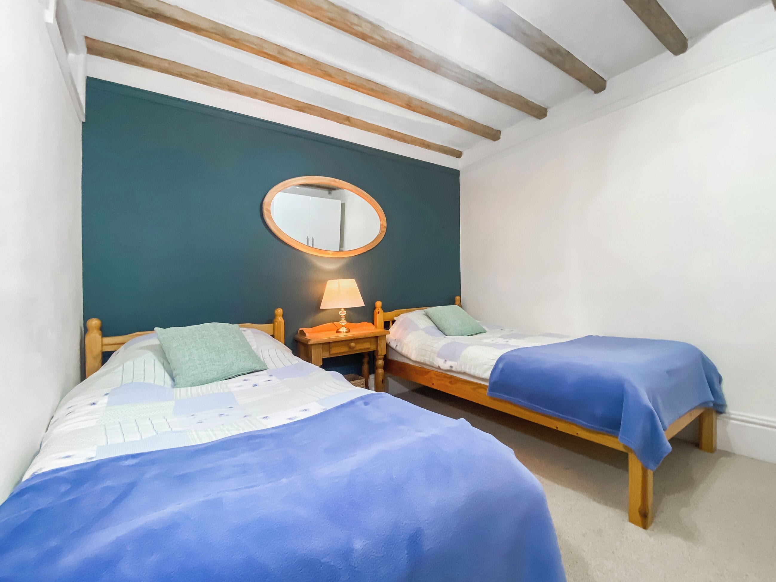 4 bedrooms, free WiFi, bed sheets