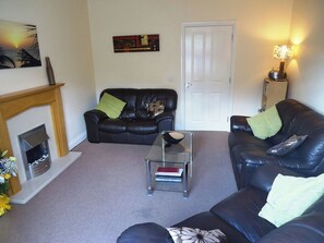 Living area - 4 bedroom accommodation in Keswick (Keswick)