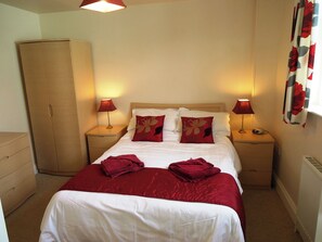 4 dormitoris, wifi gratuïta i roba de llit 