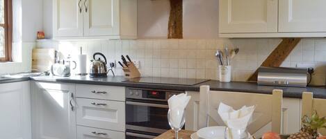 Oven, dishwasher, high chair, freezer