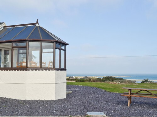 3 bedroom accommodation in Cemlyn near Amlwch
