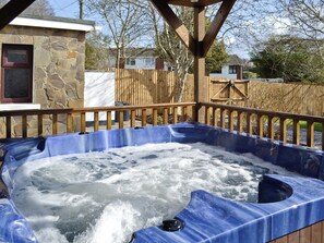 Outdoor spa tub - 5 bedroom accommodation in Burry Port, near Llanelli (Burry Port, near Llanelli)