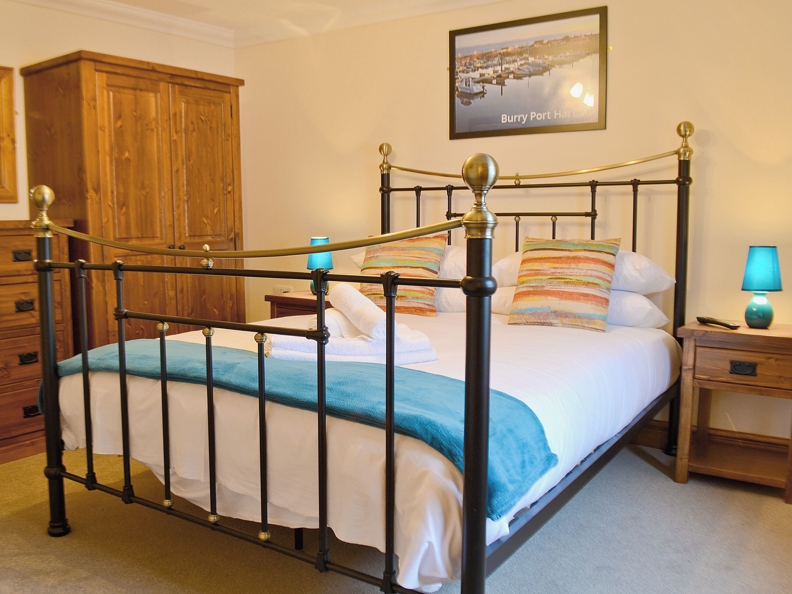 5 chambres, Wi-Fi gratuit, draps fournis