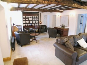 Interior - A spacious detached cottage located by a beck in a quiet village. (Hartley, Kirkby Stephen)