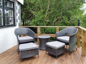 Property grounds - 2 bedroom accommodation in Bala (Bala)