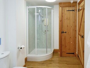Towels - 1 bedroom accommodation in North Willingham, near Market Rasen (North Willingham, near Market Rasen)