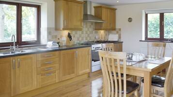 Dishwasher, high chair