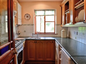 Private kitchen - 1 bedroom accommodation in Evershot (Evershot)