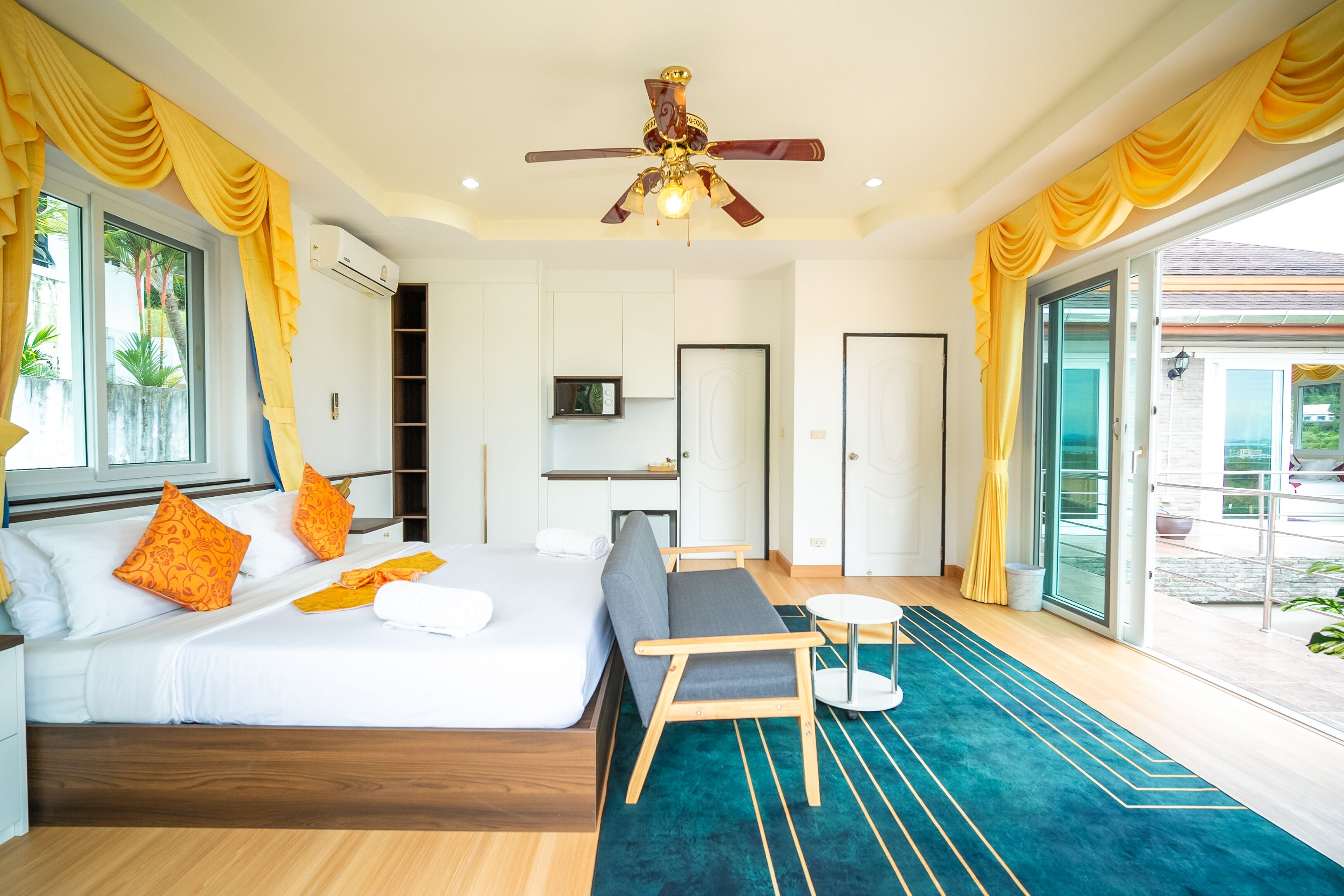 Seaview Deluxe | Minibar, free WiFi