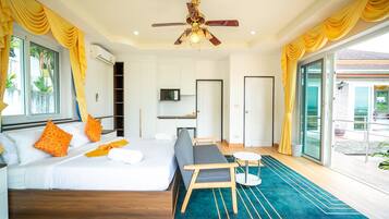 Seaview Deluxe | Minibar, free WiFi