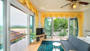 Seaview Deluxe | Minibar, free WiFi