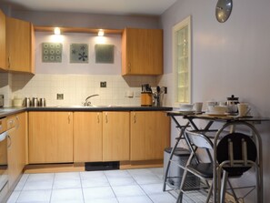 Dishwasher, high chair