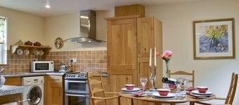 2 bedroom accommodation in Burnfoot near Gleneagles