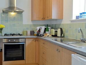 Private kitchen - 2 bedroom accommodation in Playden, near Rye (Playden, near Rye)