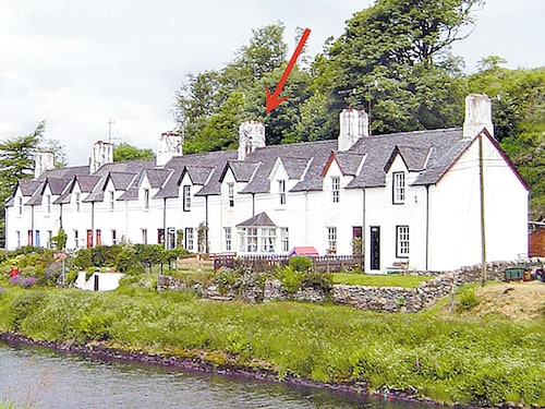 2 bedroom accommodation in Cairnbaan, by Lochgilphead