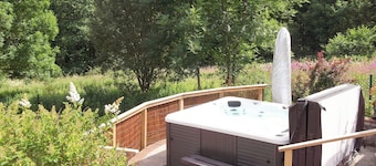 4 bedroom accommodation in Strathyre, Callander