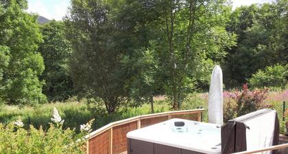 4 bedroom accommodation in Strathyre, Callander