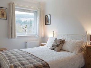 4 間睡房、免費 Wi-Fi、床單