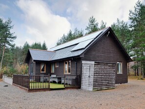 Exterior - 3 bedroom accommodation in Strachan, near Banchory (Strachan, near Banchory)