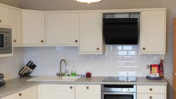 Dishwasher, highchair