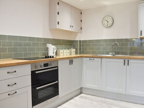 Highchair, freezer - 3 bedroom accommodation in Mawla, near Porthtowan (Mawla, near Porthtowan)