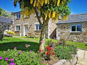 Exterior - 3 bedroom accommodation in Mawla, near Porthtowan (Mawla, near Porthtowan)