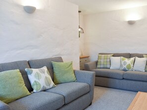 Living area - 3 bedroom accommodation in Mawla, near Porthtowan (Mawla, near Porthtowan)