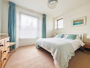 4 bedrooms, free WiFi, bed sheets - 4 bedroom accommodation in Port Isaac (Port Isaac)
