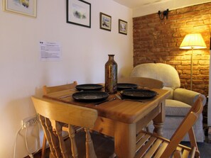 Dining - 2 bedroom accommodation in Docking (Docking)