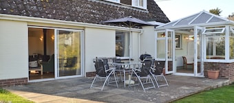 3 bedroom accommodation in Brighstone