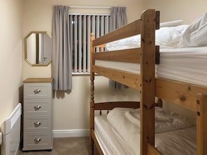 2 bedrooms, free WiFi, bed sheets