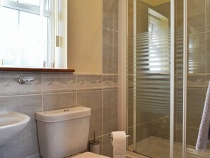 Towels - 2 bedroom accommodation in Pentraeth, near Beaumaris (Pentraeth, near Beaumaris)