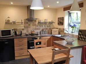 High chair, cookware/dishes/utensils