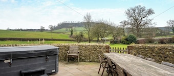 7 bedroom accommodation in Plush, near Piddletrenthide