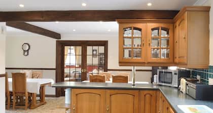 5 makuuhuoneen majoitus Frosterleyssä lähellä Bishop Aucklandia