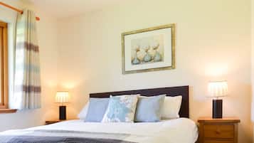 1 bedroom, free WiFi, bed sheets