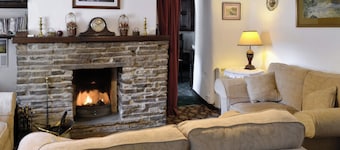 4 bedroom accommodation in Gayle near Hawes