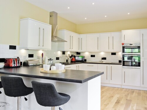 4 bedroom accommodation in Glen Masson, near Dunoon