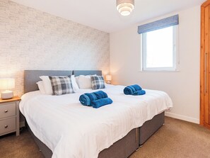 4 bedrooms, free WiFi, bed sheets