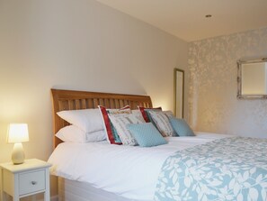 1 bedroom, free WiFi, bed sheets - This holiday property makes for a great romantic getaway. (Ceres, near St Andrews)