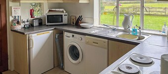 2 bedroom accommodation in Shaftesbury