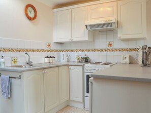 Private kitchen - 1 bedroom accommodation in Apse Heath, near Shanklin (Apse Heath, near Shanklin)