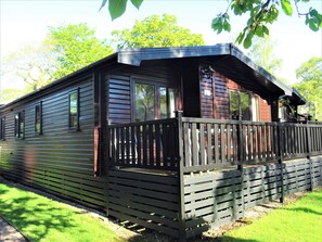 Exterior - 3 bedroom accommodation in Keswick (Keswick)