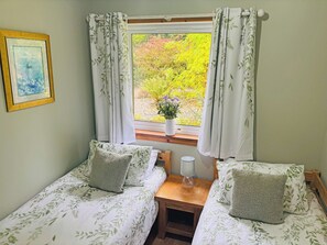 2 habitaciones, wifi gratis y ropa de cama 