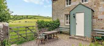 Stable Cottage - 26032