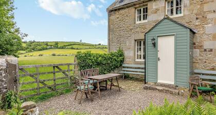 Stable Cottage - 26032