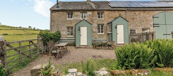 Stable Cottage - 26032