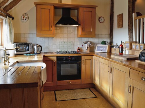 2 bedroom accommodation in Burwash