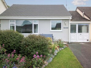Exterior - 2 bedroom accommodation in St Dogmaels (St Dogmaels)